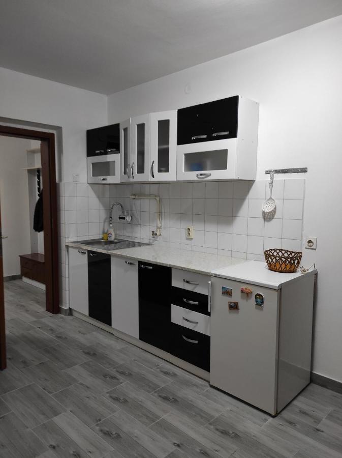 Fortuna Vrdnik Exterior foto